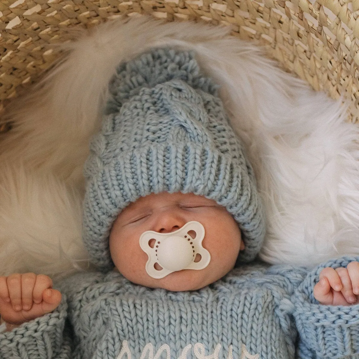 Cable Knit Pom Pom Hat - Surf Blue