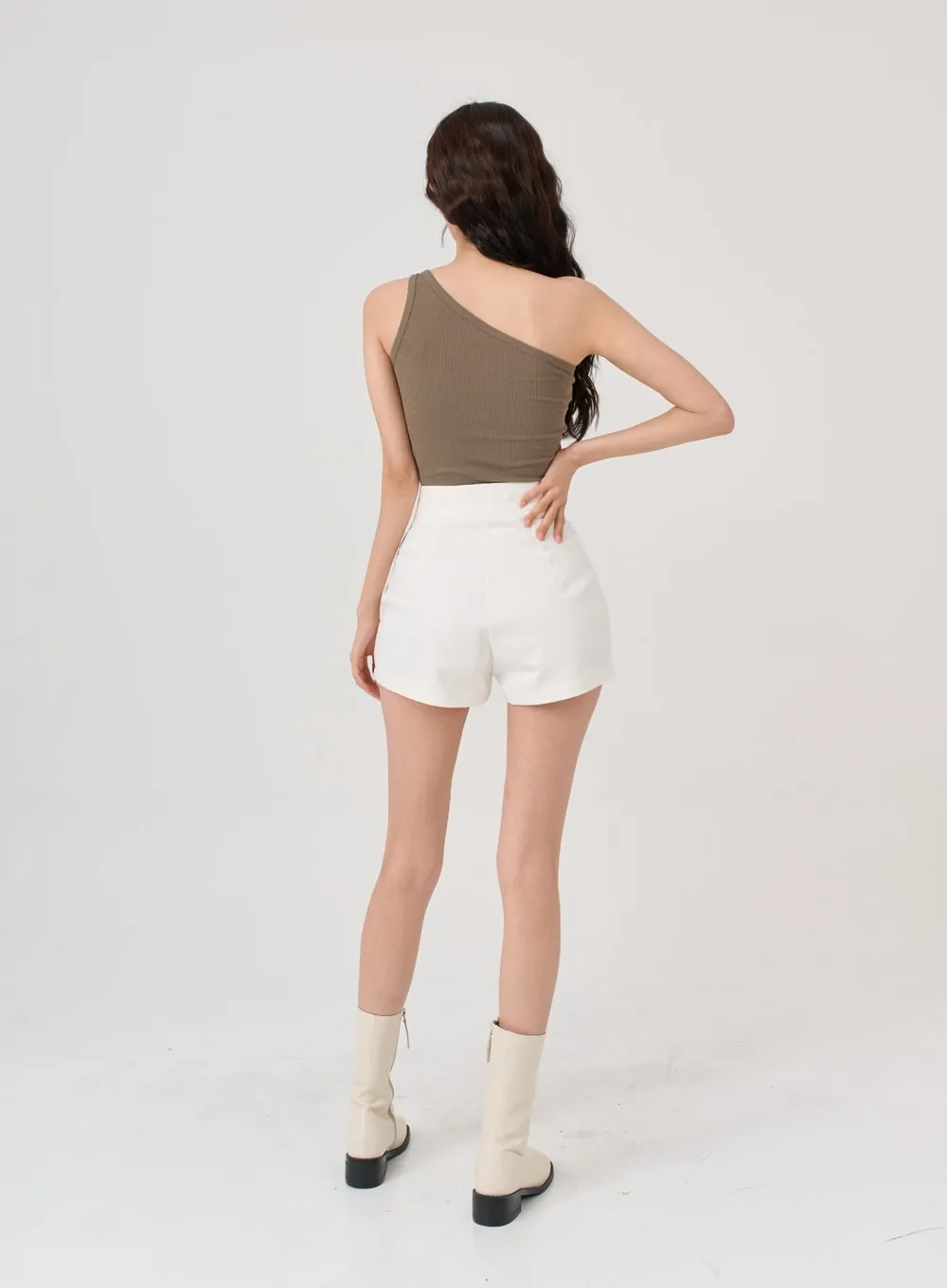 Side Belt Slit High Waist Short Pants IG18