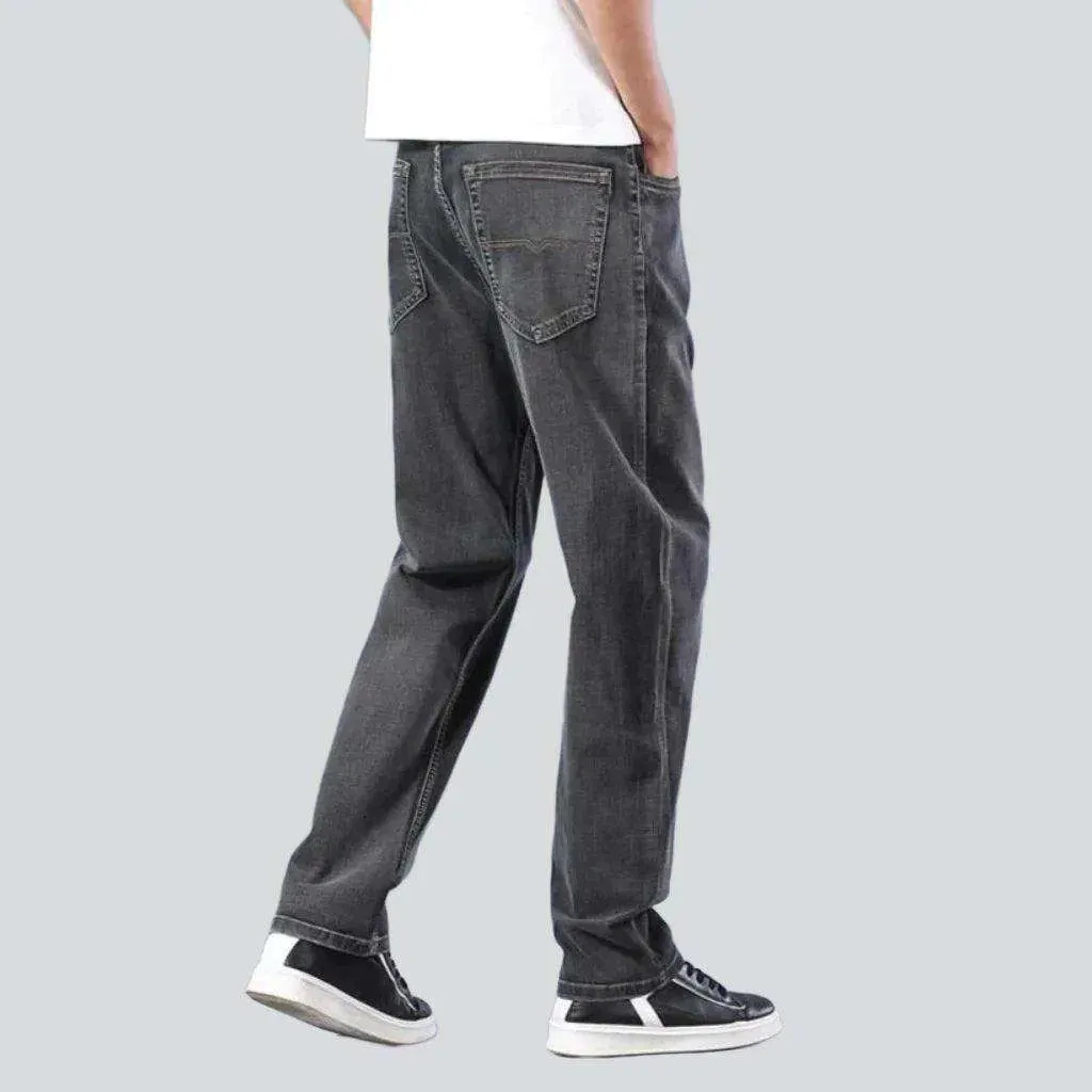 Straight-fit casual jeans for men