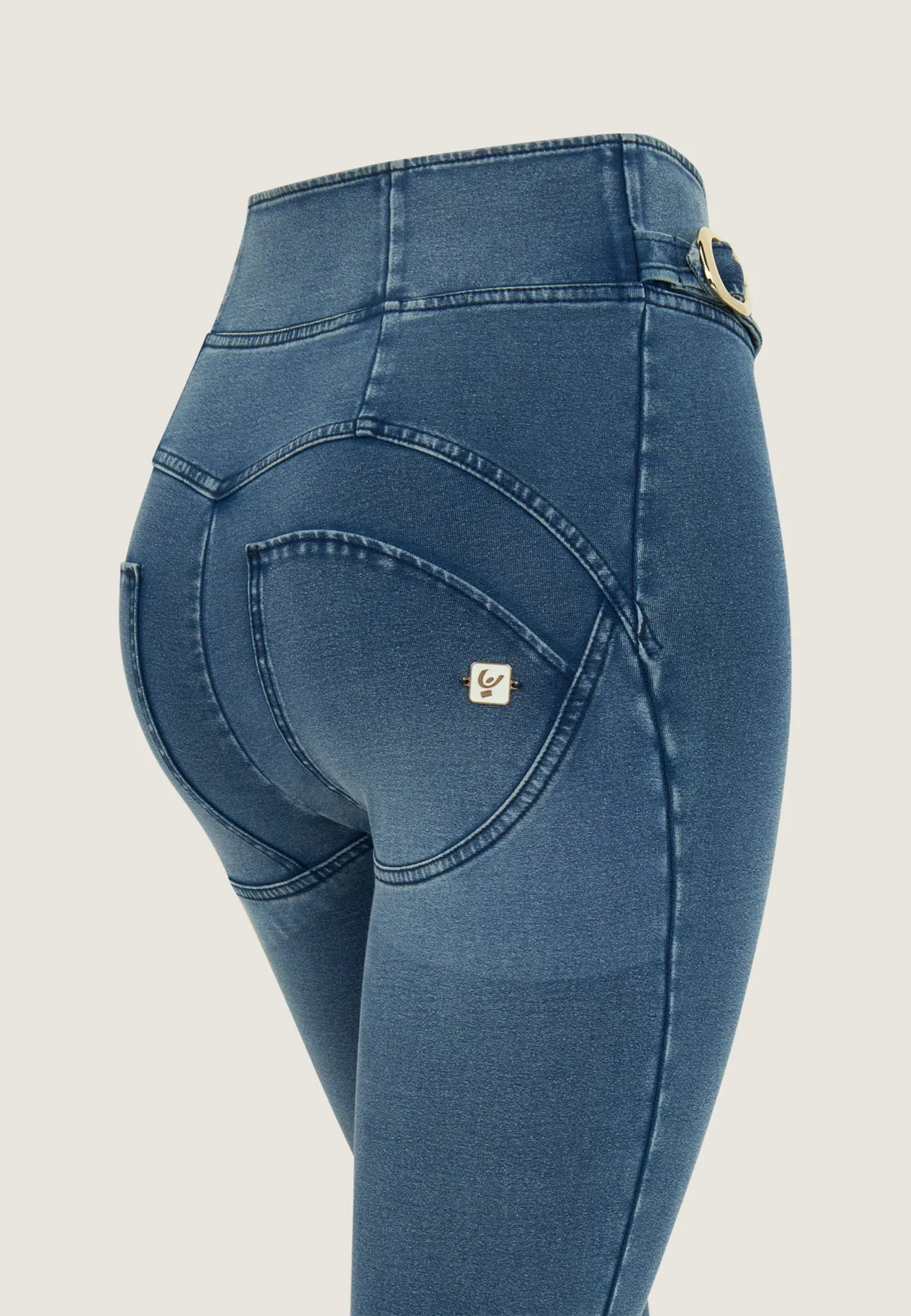 (WRUP4HF468-J108B) High Waist WR.UP® met Zijsluiting en Riempje in de Zij ♥